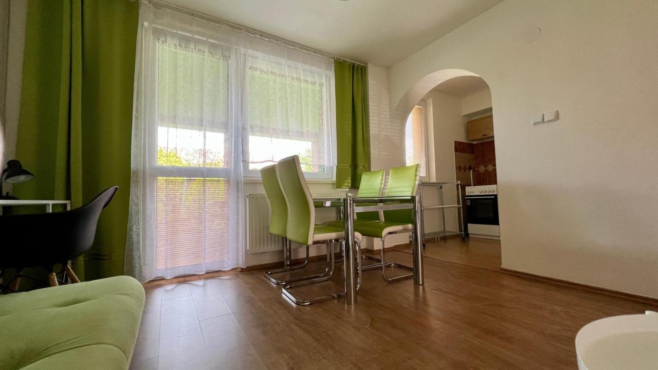 Ubytovani Lednice Zewnętrze zdjęcie