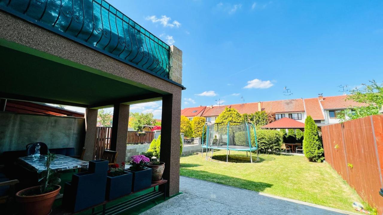 Ubytovani Lednice Zewnętrze zdjęcie